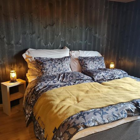 Rorbu Ved Sjoen Villa Bud Kültér fotó